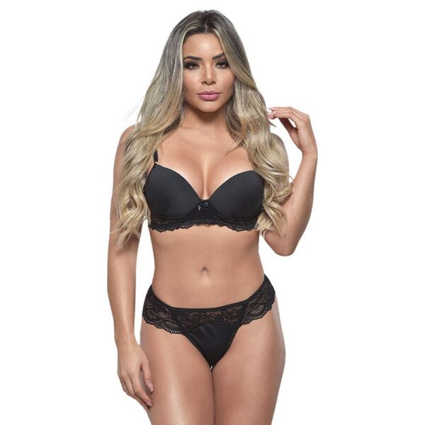 Conjunto na cor Preto