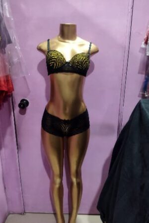Conjunto todo em Renda